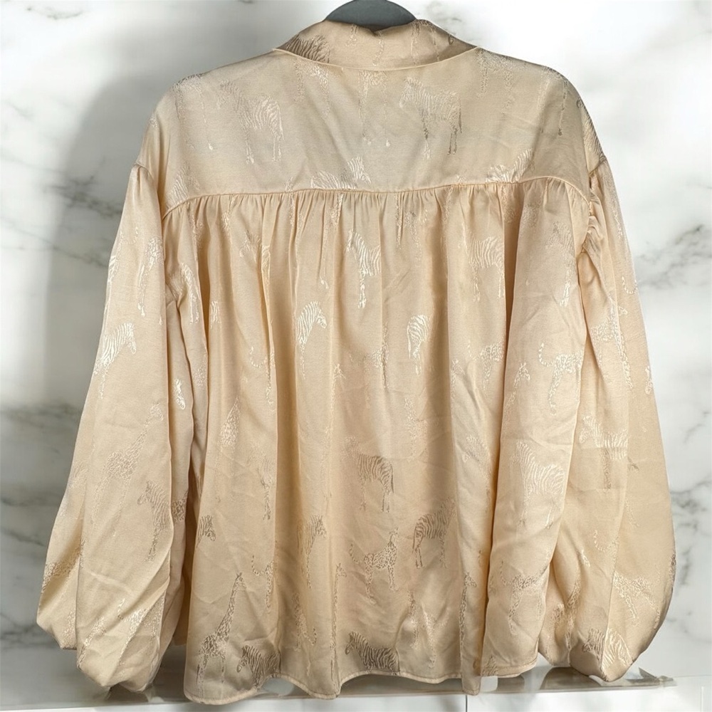 NWT River Island Cream Satin Giraffe Print Button-Up Blouse Balloon Sleeves Sz 6 - Picture 2 of 12